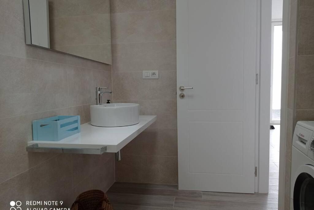 Precioso Apartamento Con Terraza En Teguise テギセ エクステリア 写真