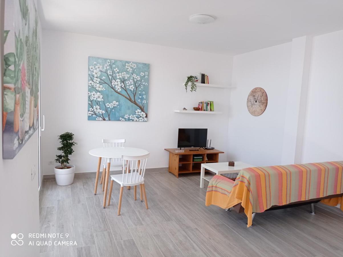 Precioso Apartamento Con Terraza En Teguise テギセ エクステリア 写真